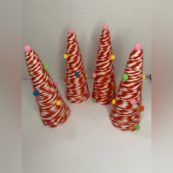 Yarn Christmas Trees - Picture 2 of 4